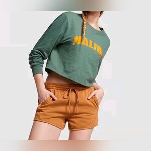 Victorias Secret PINK Cotton Cropped Tee Long Sleeve Top Green MALIBU Logo Shirt